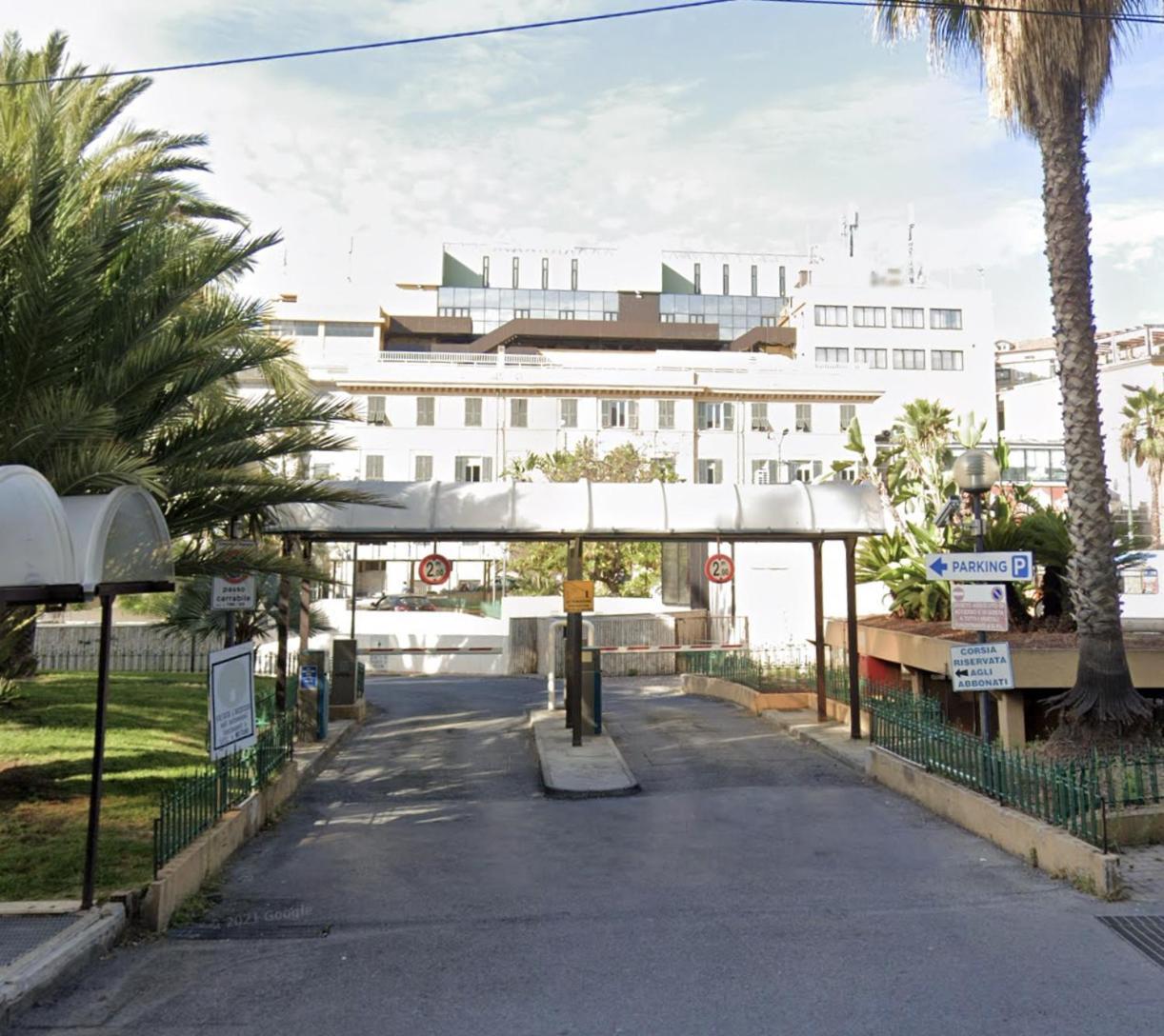 Centrally Located Apt By Harbour With Elevator Sanremo Exterior foto